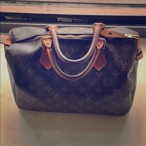 Louis Vuitton Speedy 30